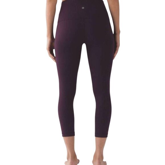 LULULEMON ATHLETICA Wunder Under Crop (Hi-Rise) (21') In Black Cherry Size 8 - Picture 2 of 4